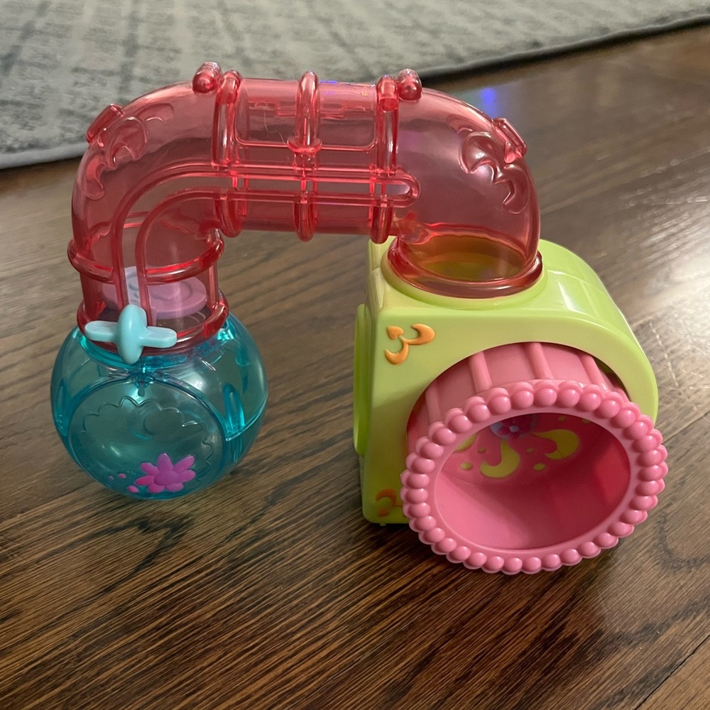 littlest pet shop hamster hideout from 2006